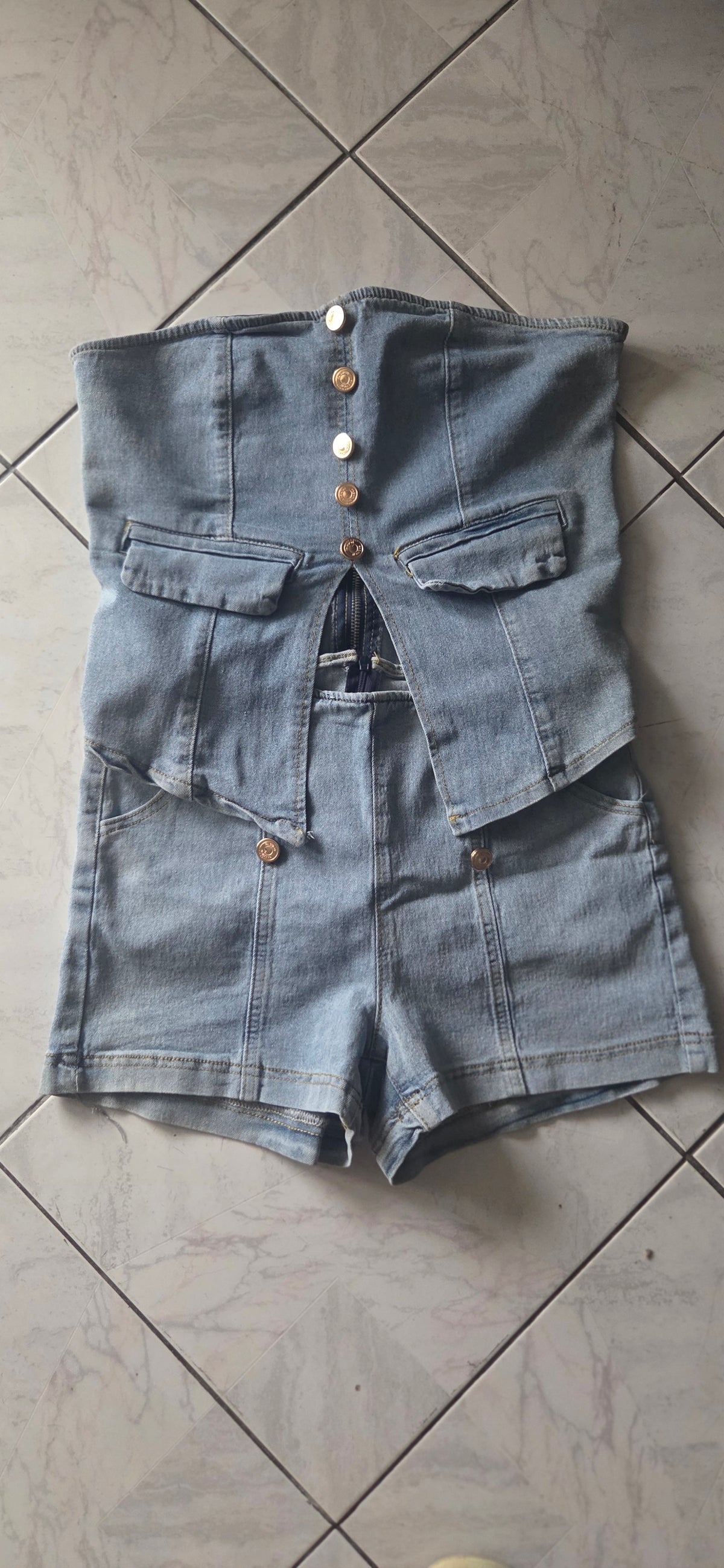 Denim button set