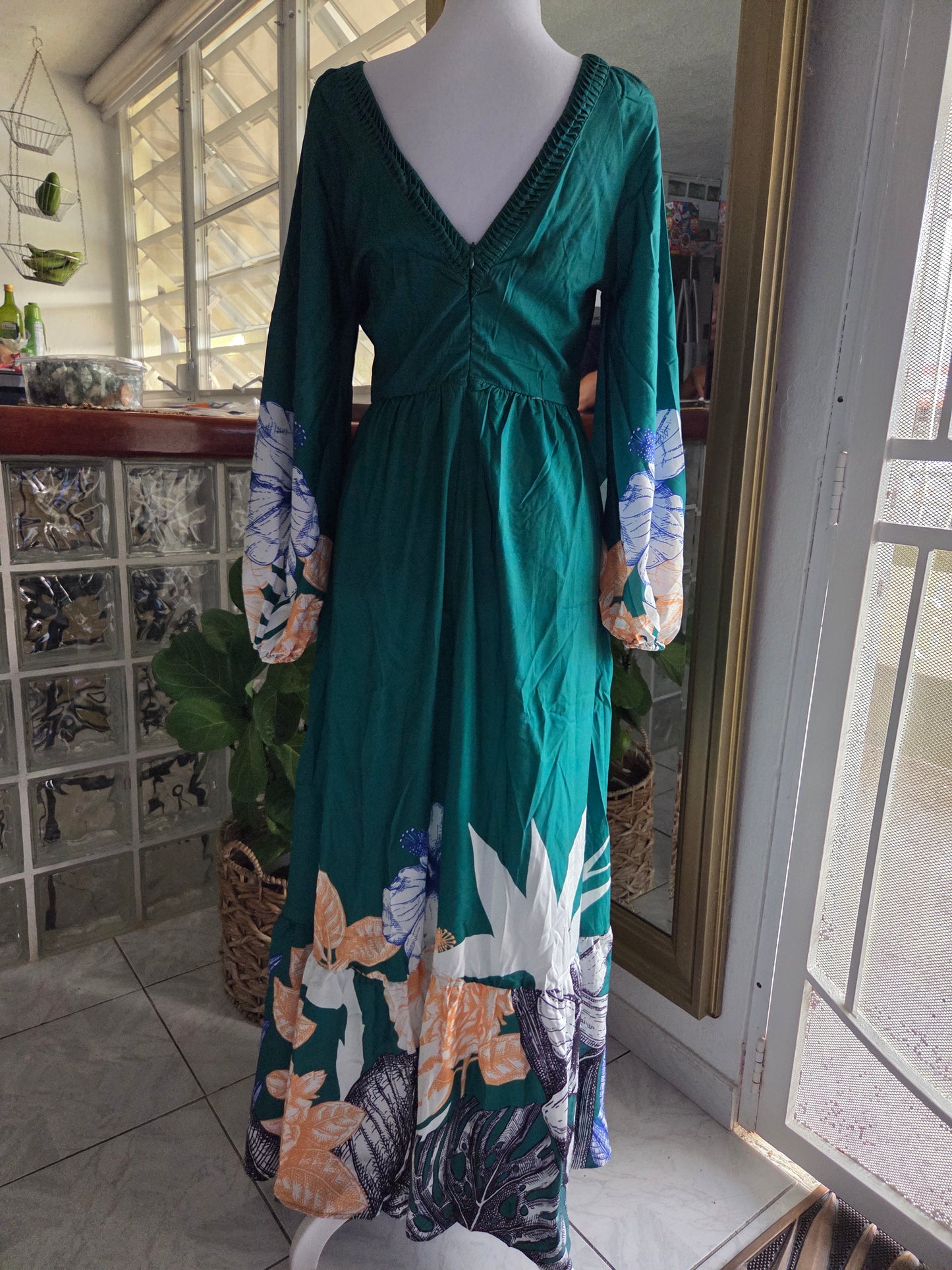 Maxi green dress