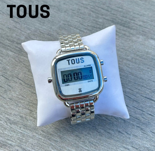 Reloj T