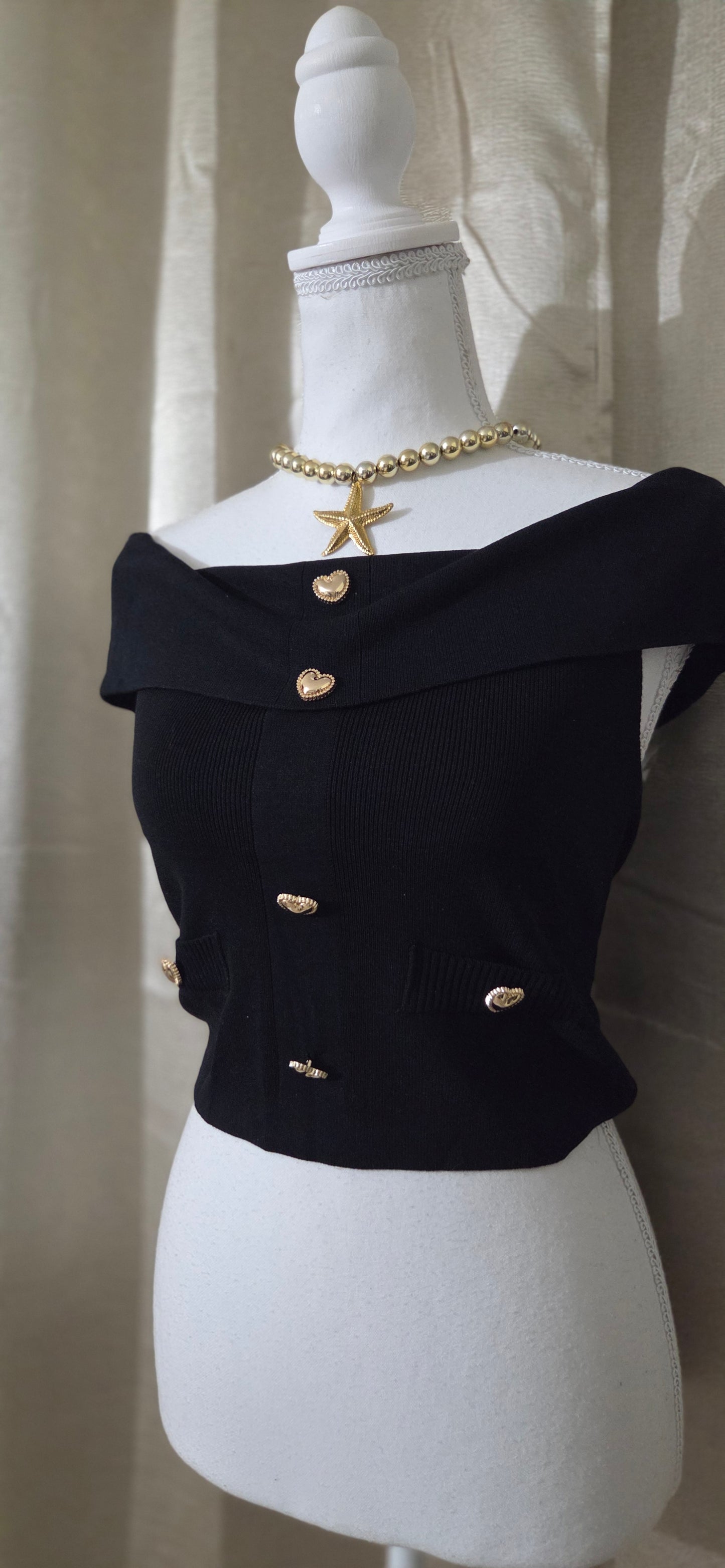 Top Black