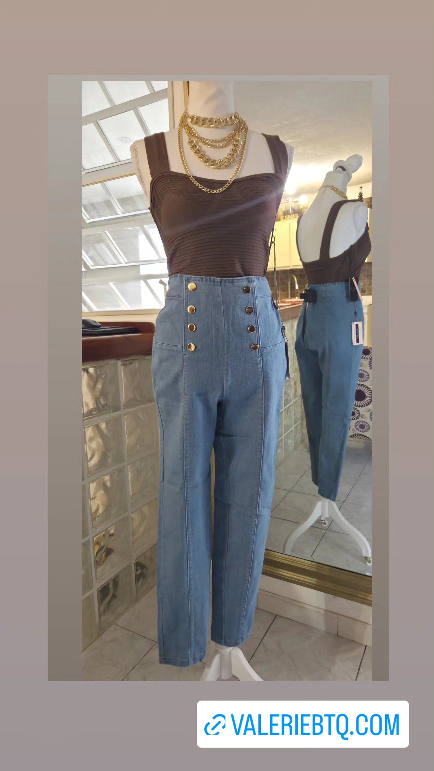 Button denim
